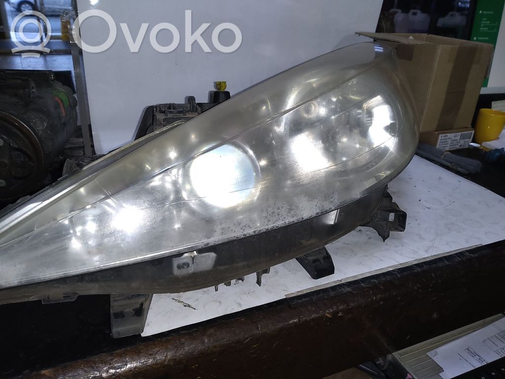 Peugeot 207 Faro delantero/faro principal 
