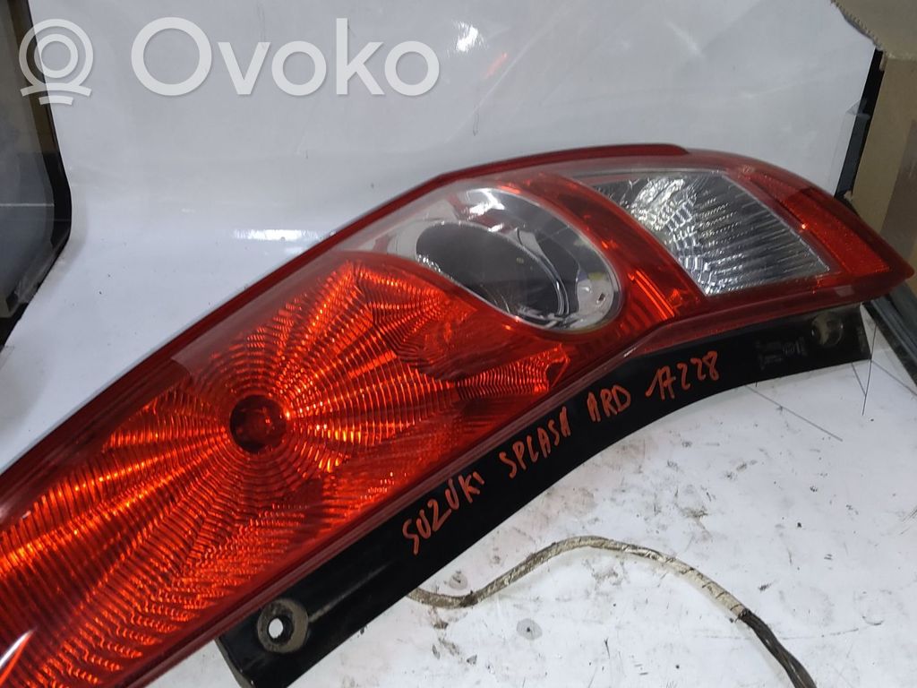 Suzuki Splash Aizmugurējais lukturis virsbūvē 