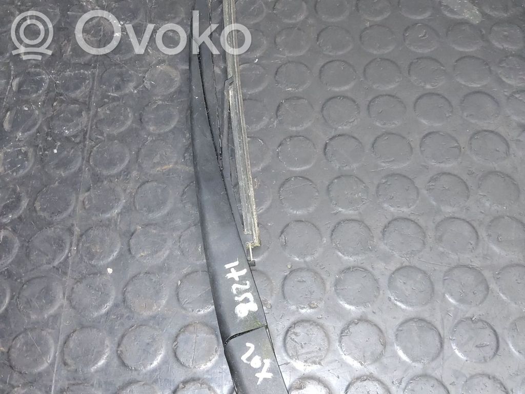 Peugeot 207 Takalasinpyyhkimen sulan varsi 