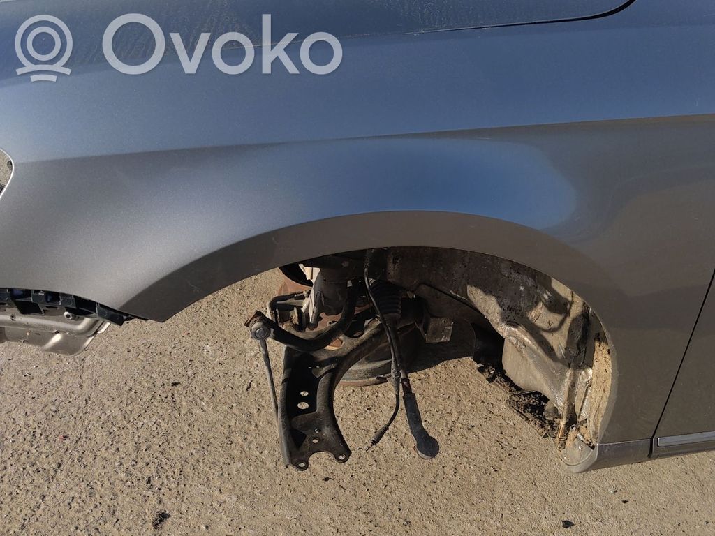 Volkswagen PASSAT Sparnas 