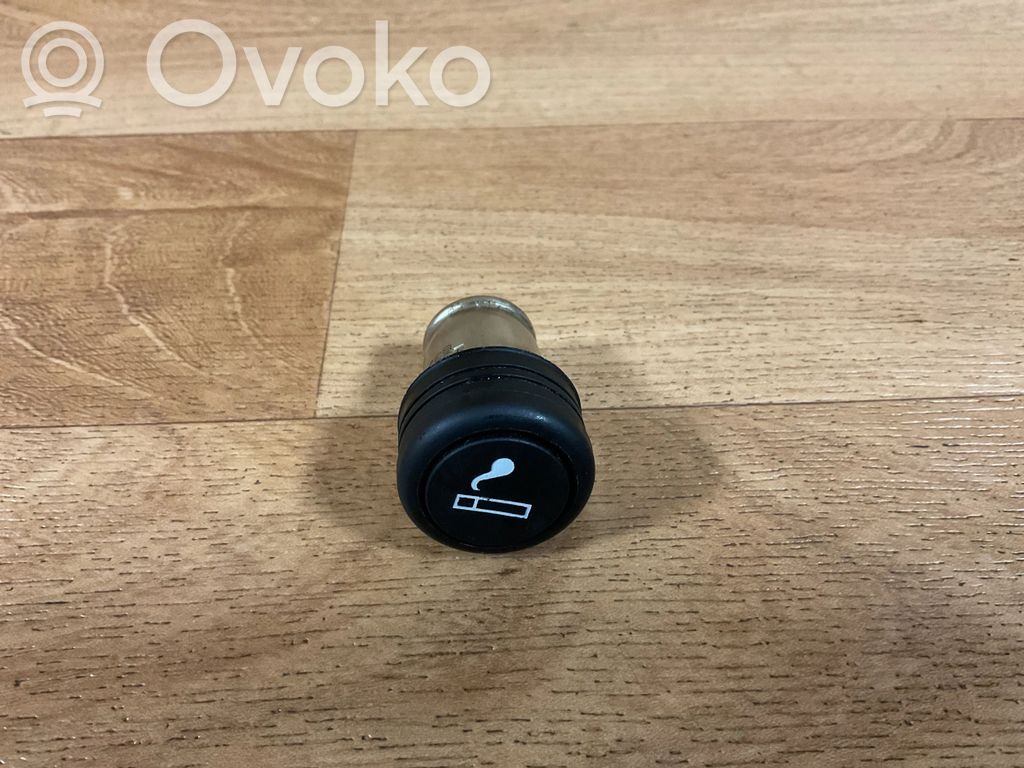 Opel Insignia A Cigarette lighter 
