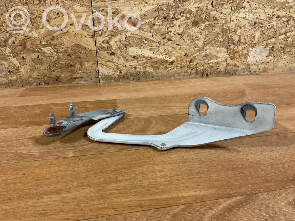 Ford Focus Engine bonnet/hood hinges 