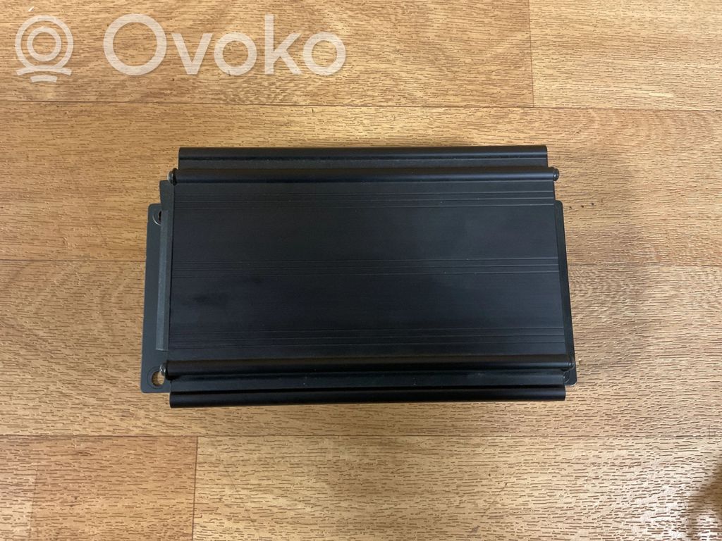 Audi TT Mk1 Sound amplifier 
