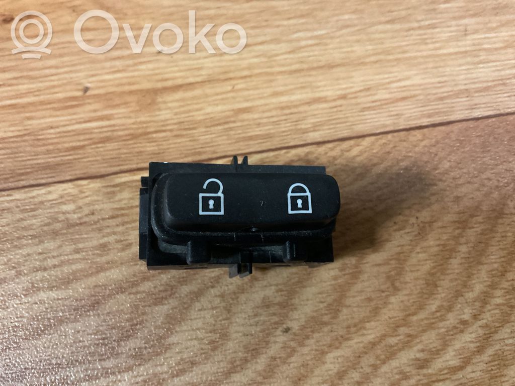 Botón interruptor de bloqueo de puertas   30710475,03451600,SN50005080460508