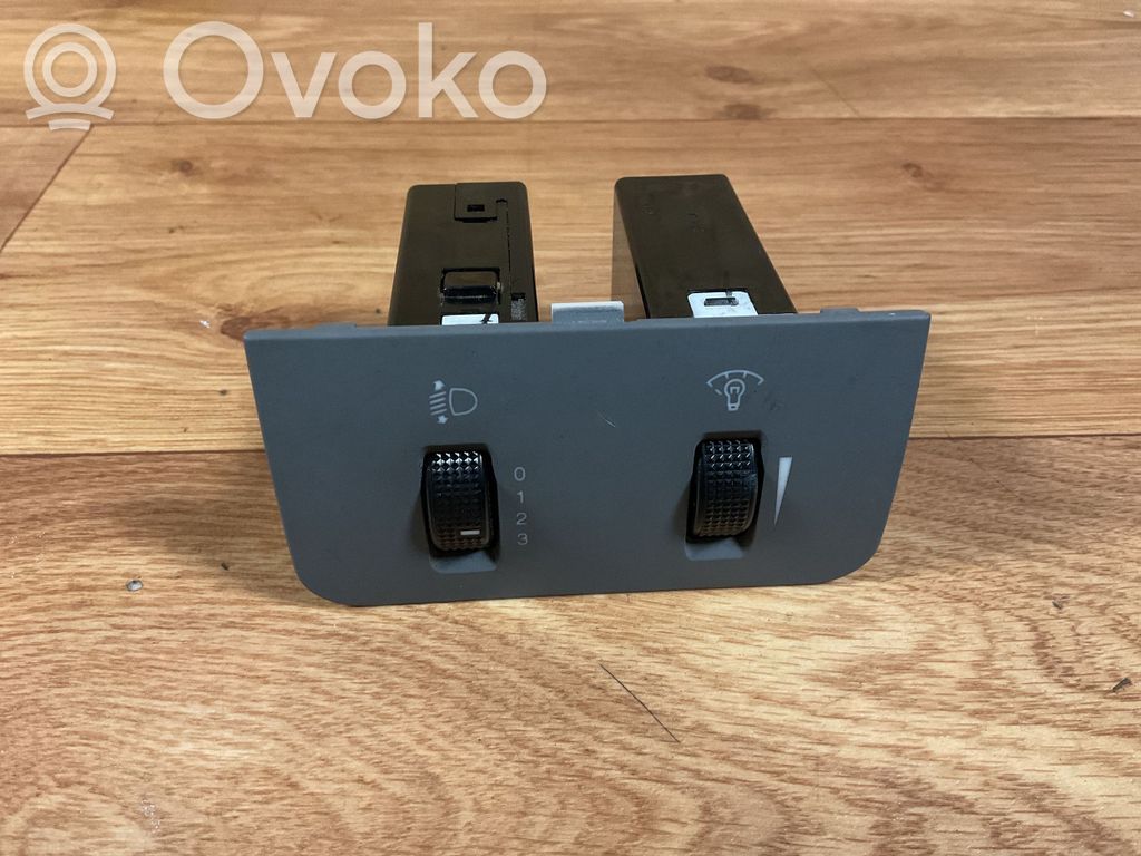 Chevrolet Nubira Headlight level height control switch 