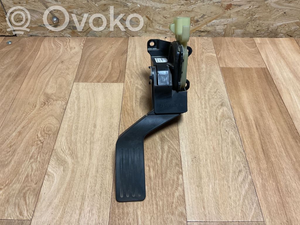 Ford Focus Accelerator throttle pedal 