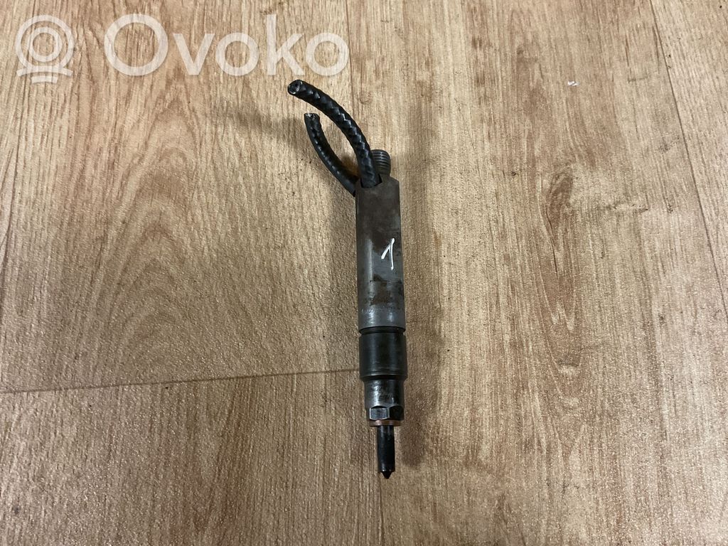 Volkswagen Golf IV Inyector de combustible 