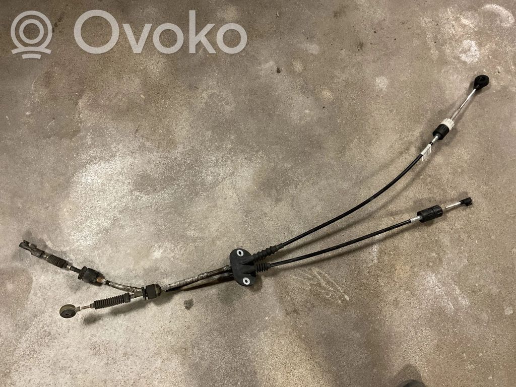 Ford Focus Gear shift cable linkage 