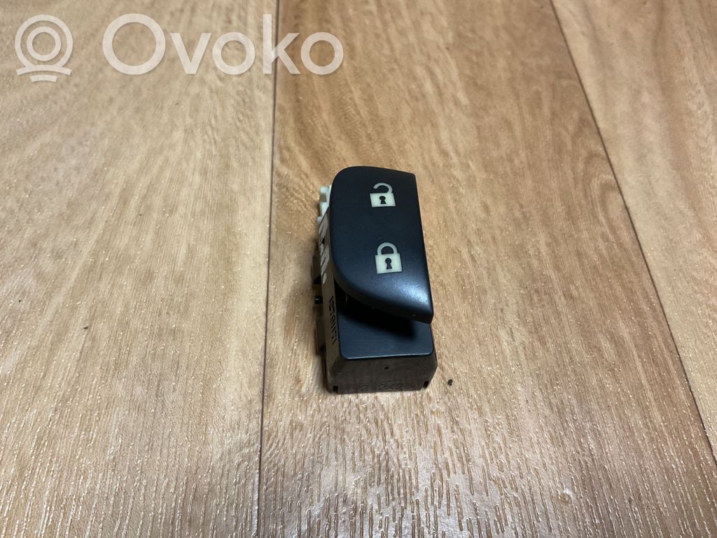 Saab 9-3 Ver2 Central locking switch button 