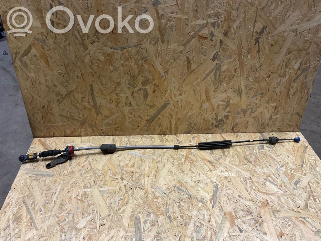 Gear shift cable linkage
