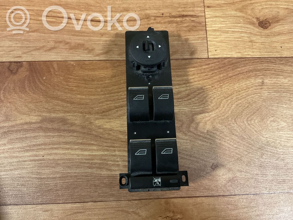 Ford Focus Electric window control switch 