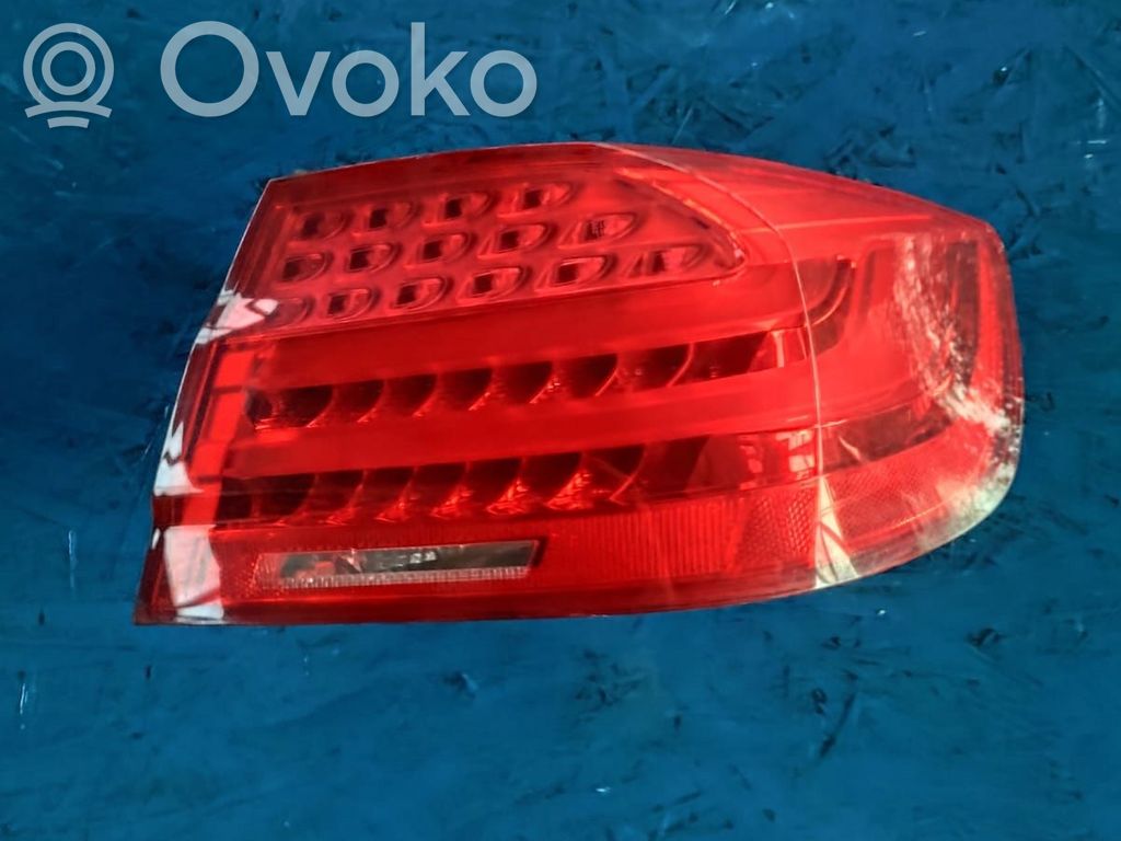 Rear/tail lights set   H4725195805