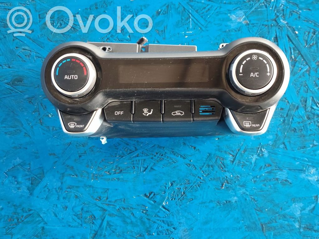 KIA Rio Climate control unit 