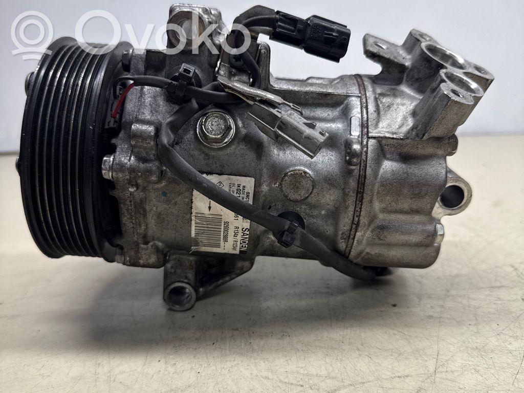 Nissan Juke II F16 Kompresor / Sprężarka klimatyzacji A/C 