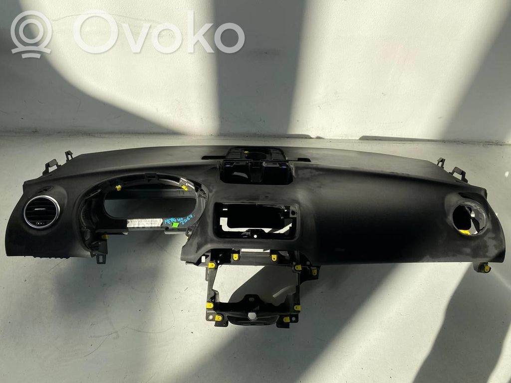 Opel Meriva B Dashboard 
