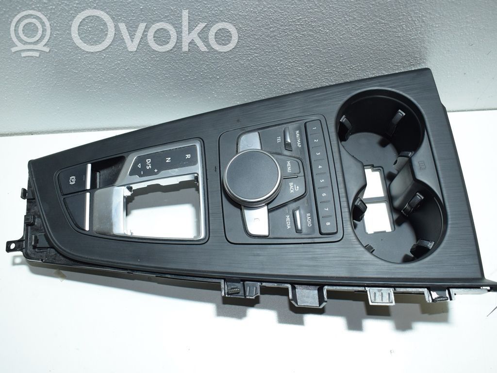 Console centrale   8W1864261E,8W0862533A