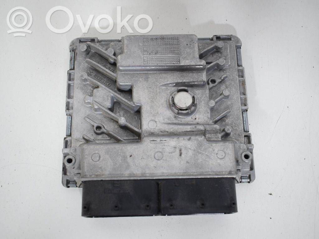 Skoda Octavia Mk3 (5E) Unitate control motor/modul ECU 