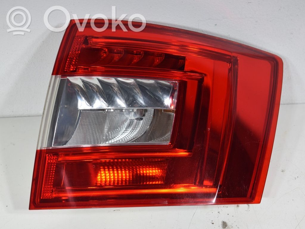 Skoda Octavia Mk3 (5E) Lampă spate în caroserie 