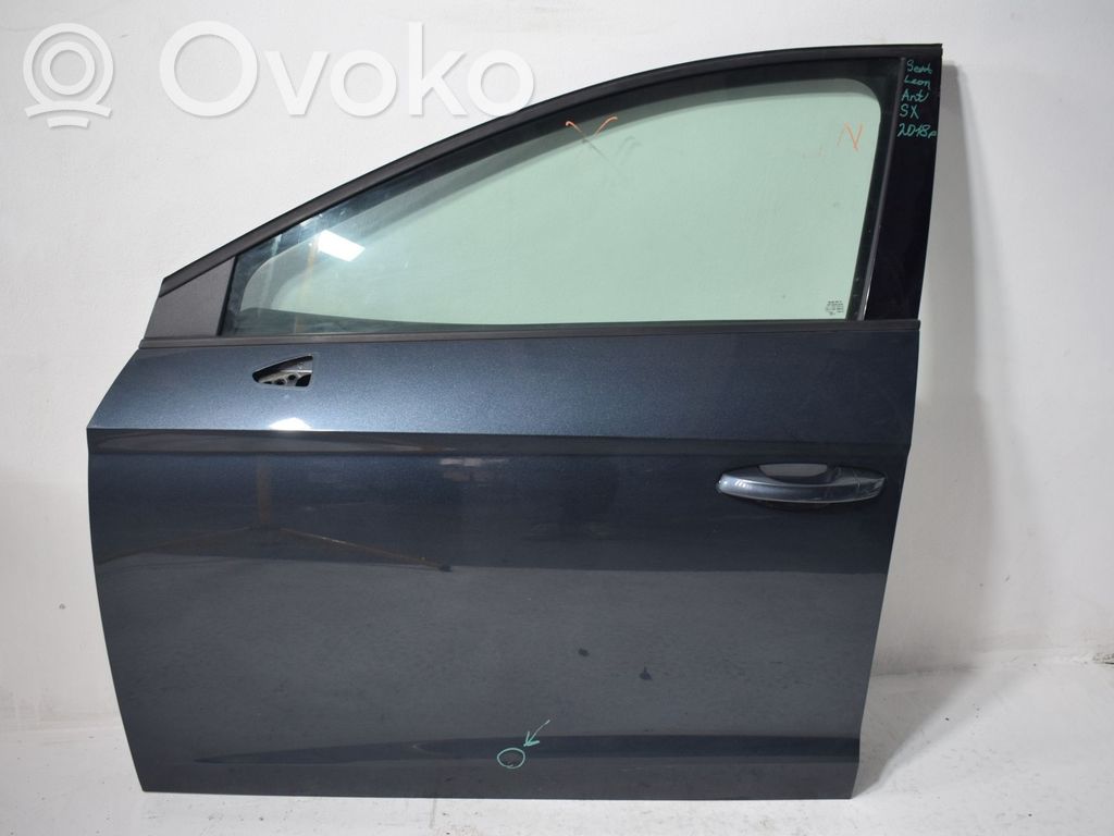 Seat Leon (5F) Front door 