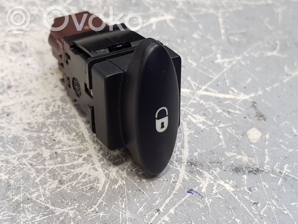 Citroen C5 Central locking switch button 