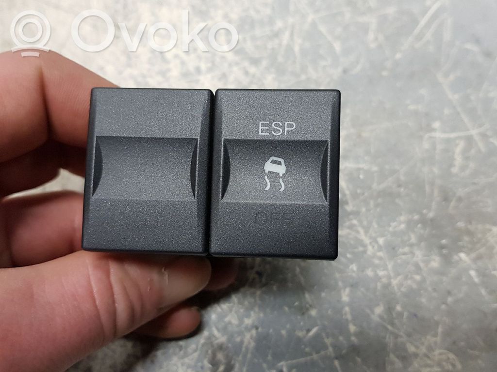 Ford Mondeo Mk III ESP (stability program) switch 