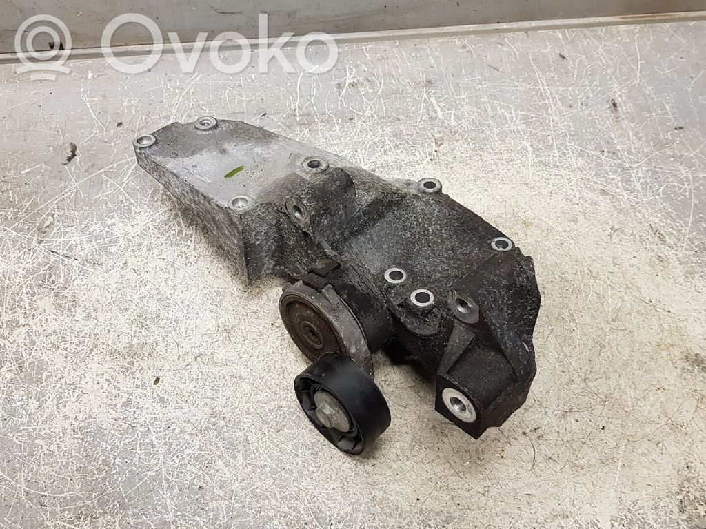 Ford Mondeo MK IV Generator/alternator bracket 