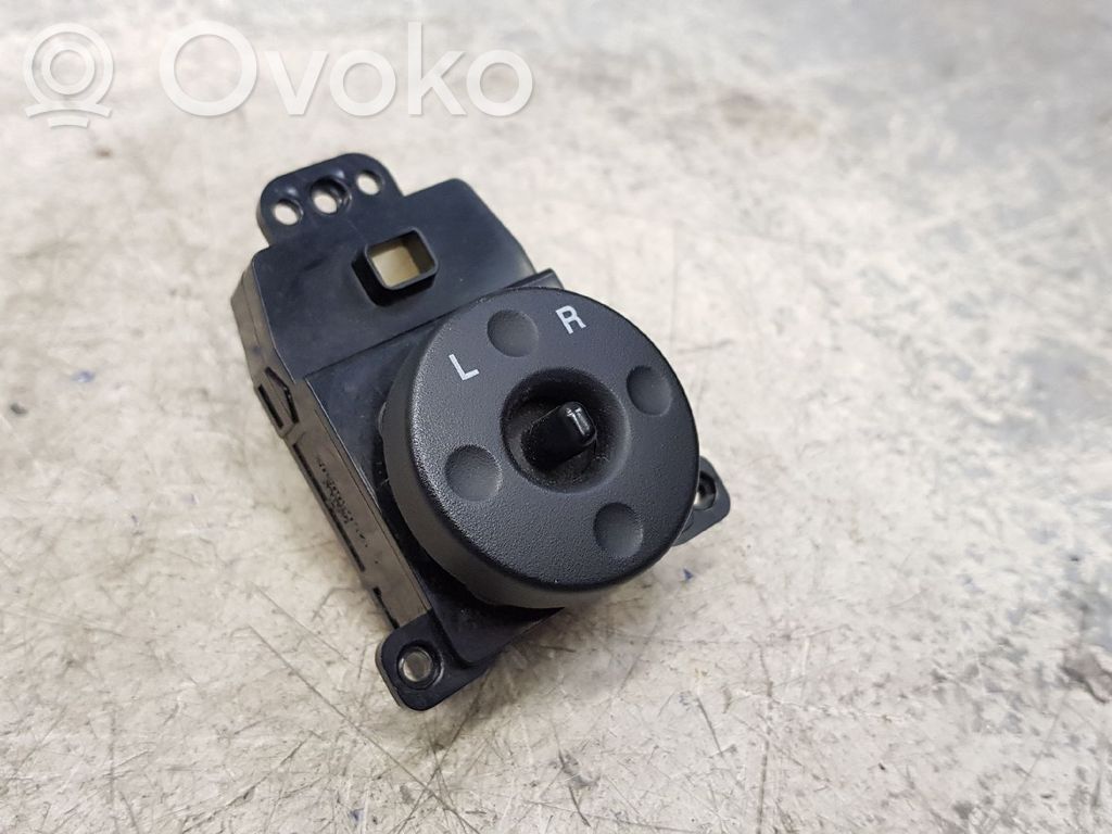 Hyundai Accent Interruptor del espejo lateral 