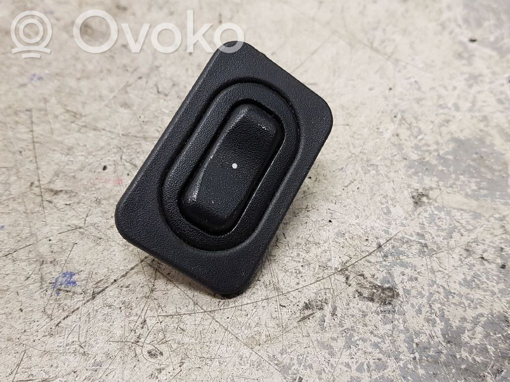 Opel Corsa C Electric window control switch 