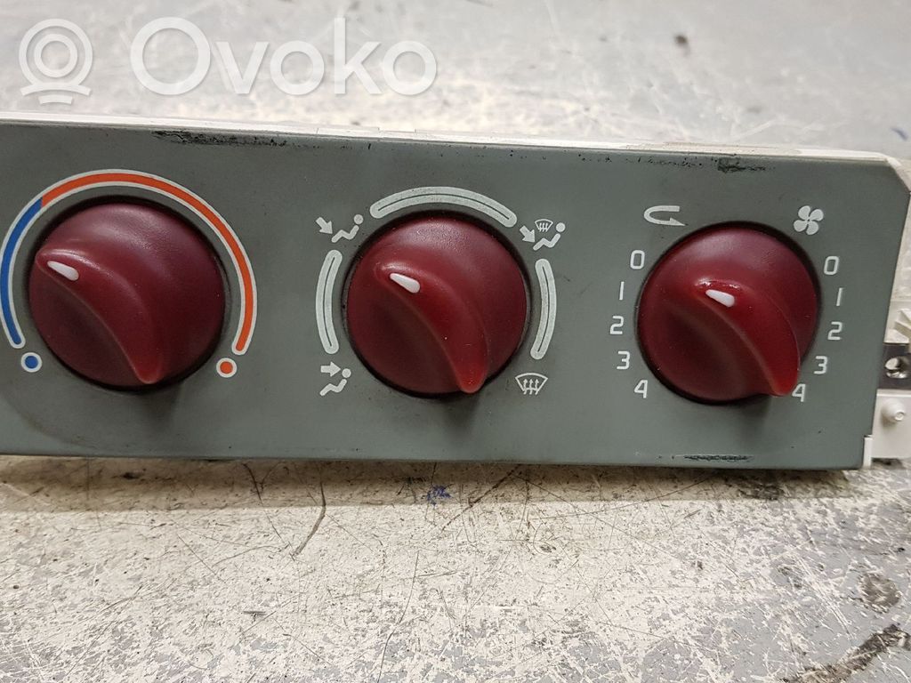 Renault Twingo I Climate control unit 