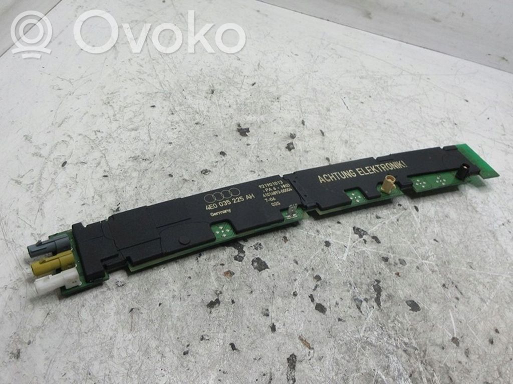 Audi A8 S8 D3 4E Antenos stiprintuvas 
