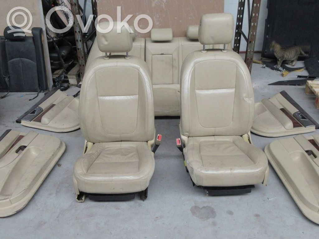 Jaguar XF Set interni 