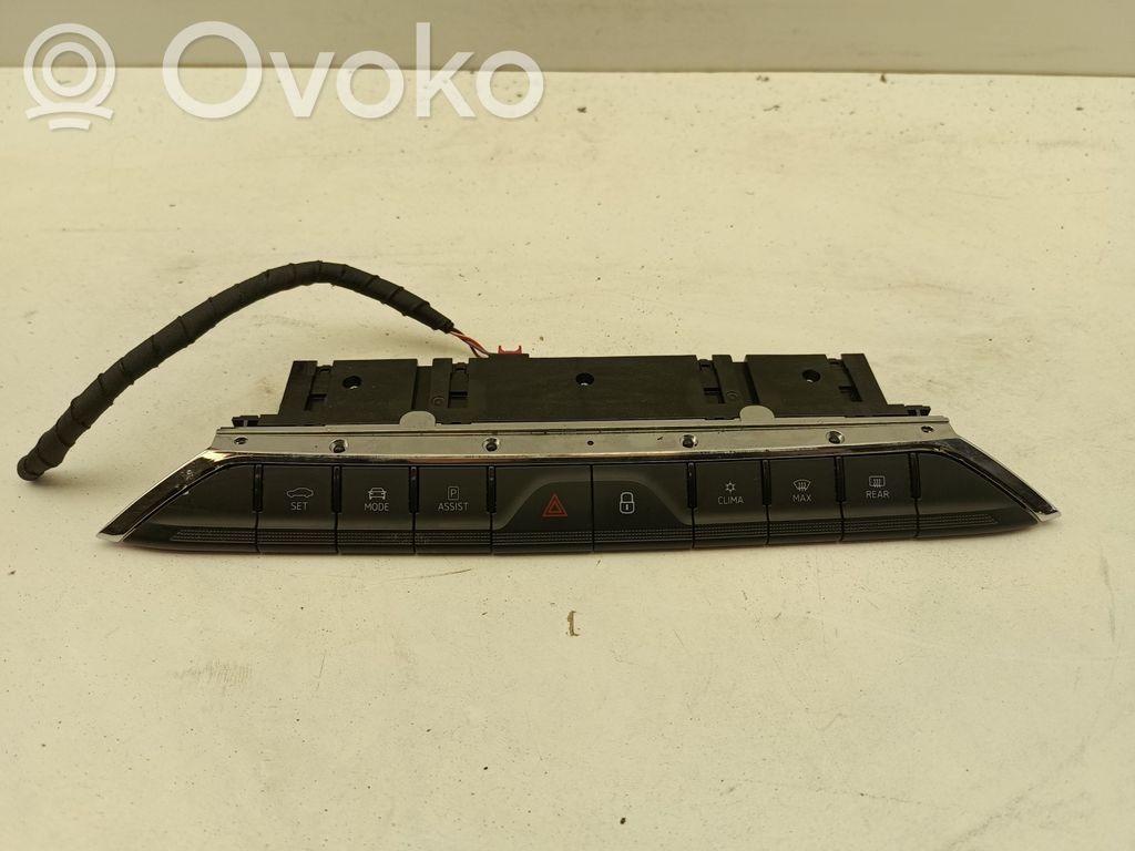 Skoda Octavia Mk4 Other switches/knobs/shifts 