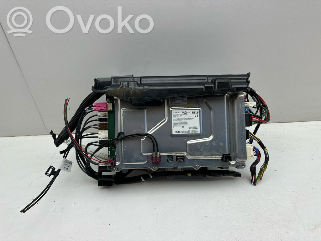 Tesla Model Y Other control units/modules 