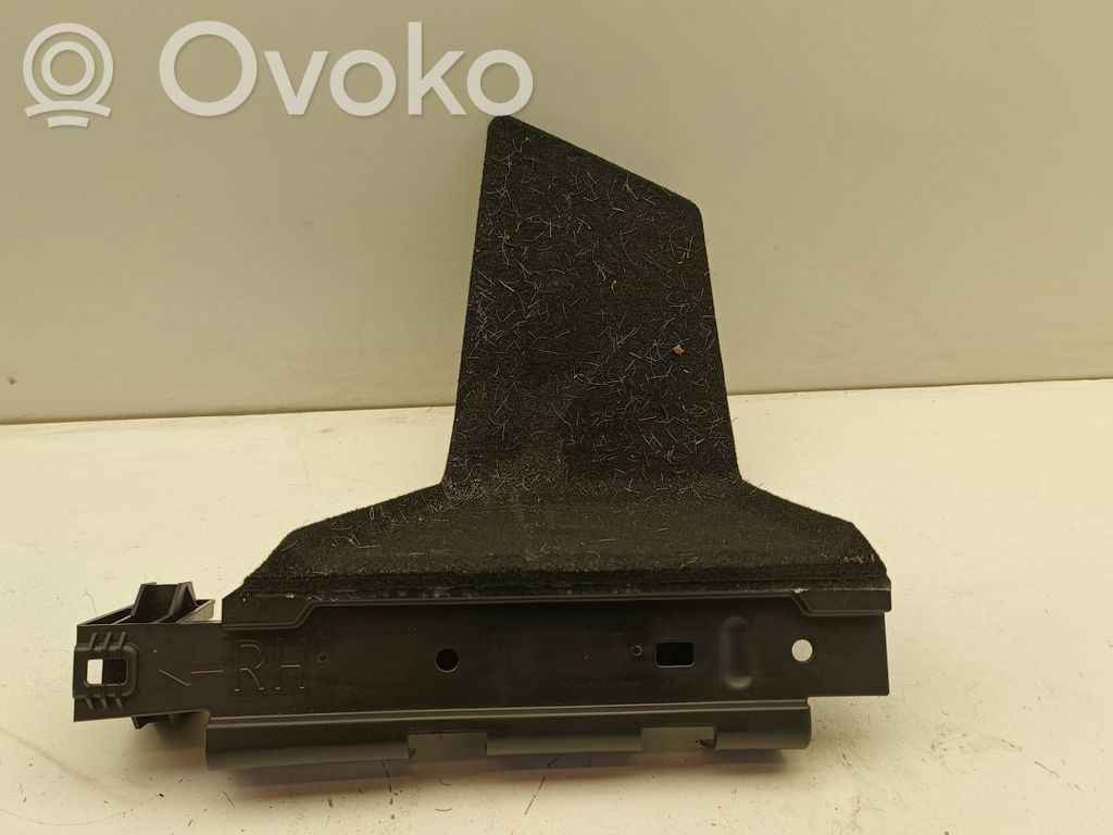 Tesla Model Y Keskikonsolin takasivuverhoilu 