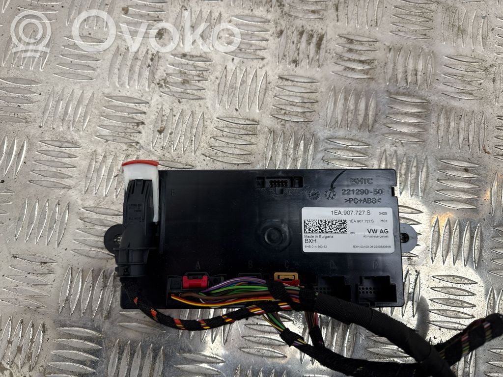 Volkswagen ID.3 Climate control unit 
