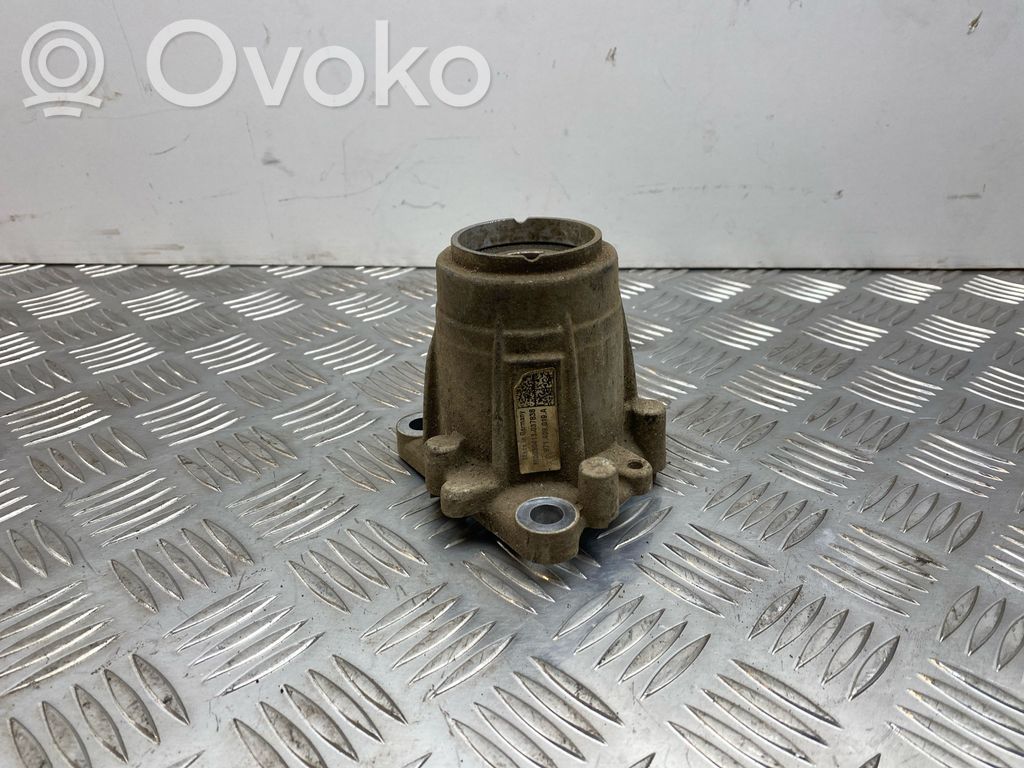 Porsche Panamera (971) Front differential bracket 