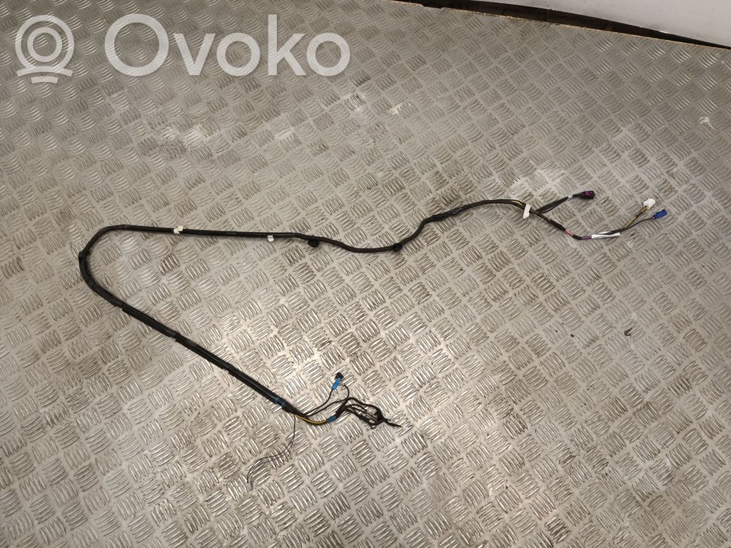 Tesla Model Y Otros cableados 