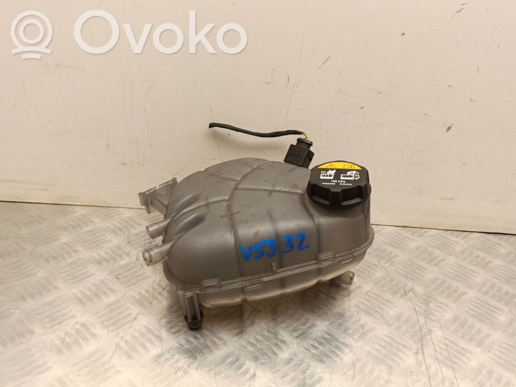 Volvo XC40 Zbiornik wyrównawczy chłodziwa 