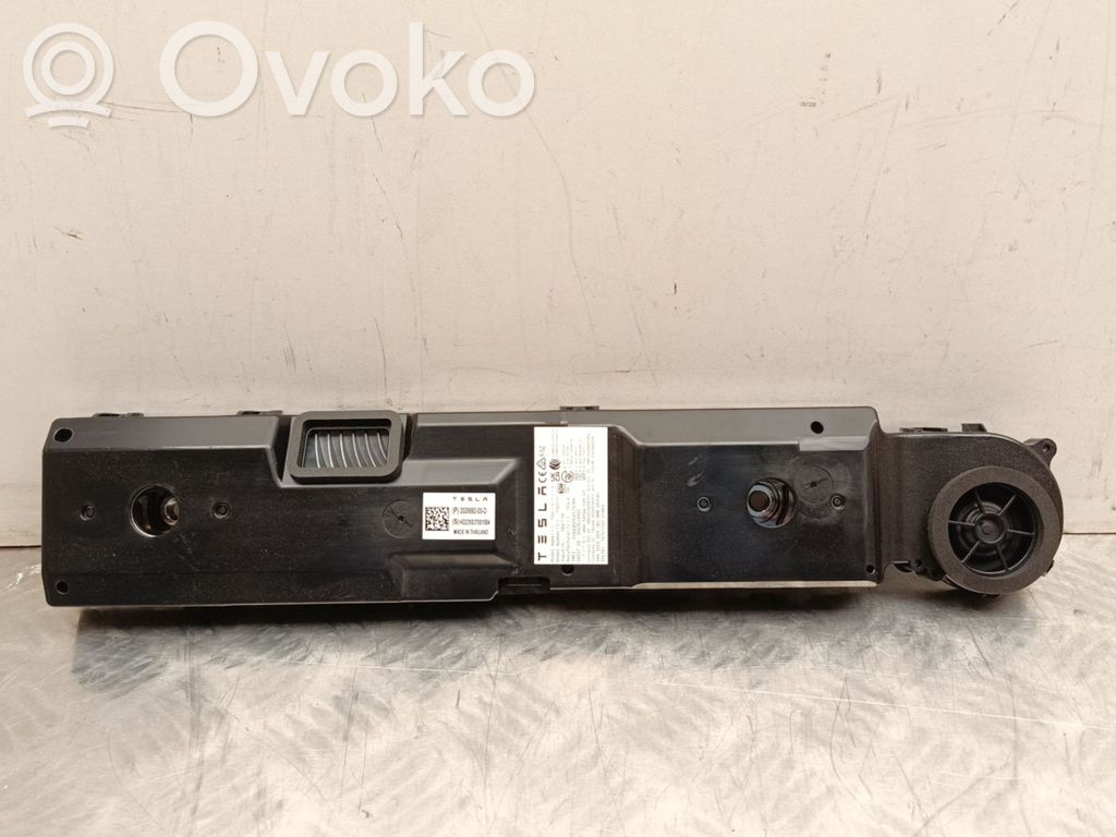 Tesla Model Y Juniper Bluetoothin ohjainlaite/moduuli 