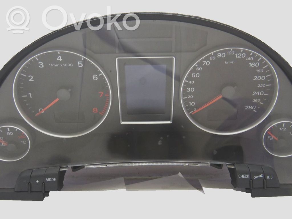 Audi A4 S4 B7 8E 8H Licznik / Prędkościomierz 
