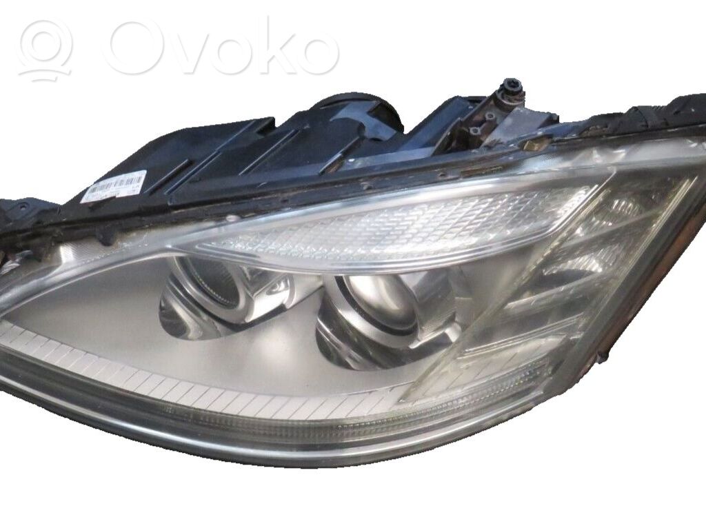 Mercedes-Benz S W221 Lampa przednia 