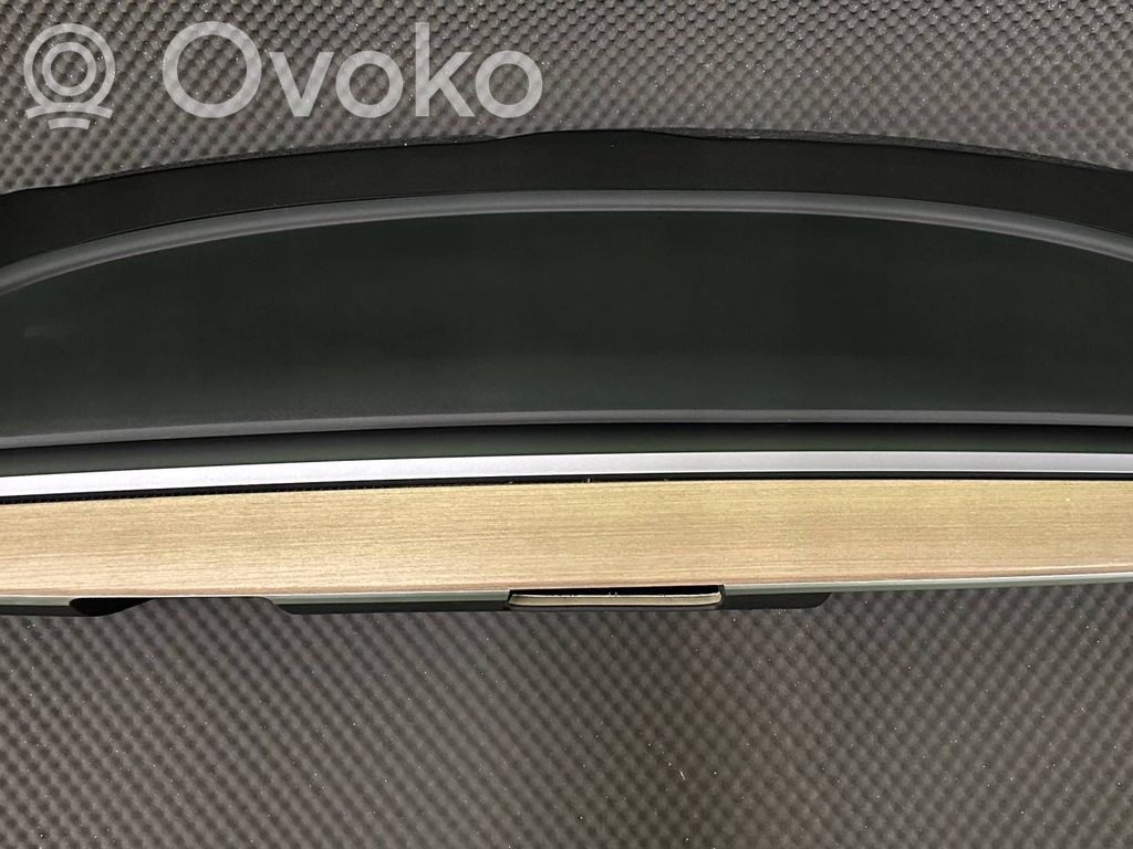 Tesla Model 3 Panelė 