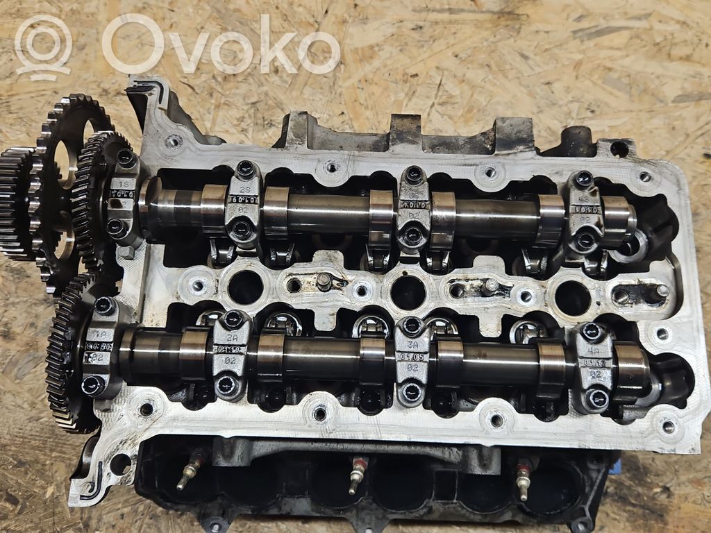 Jeep Grand Cherokee Engine head 