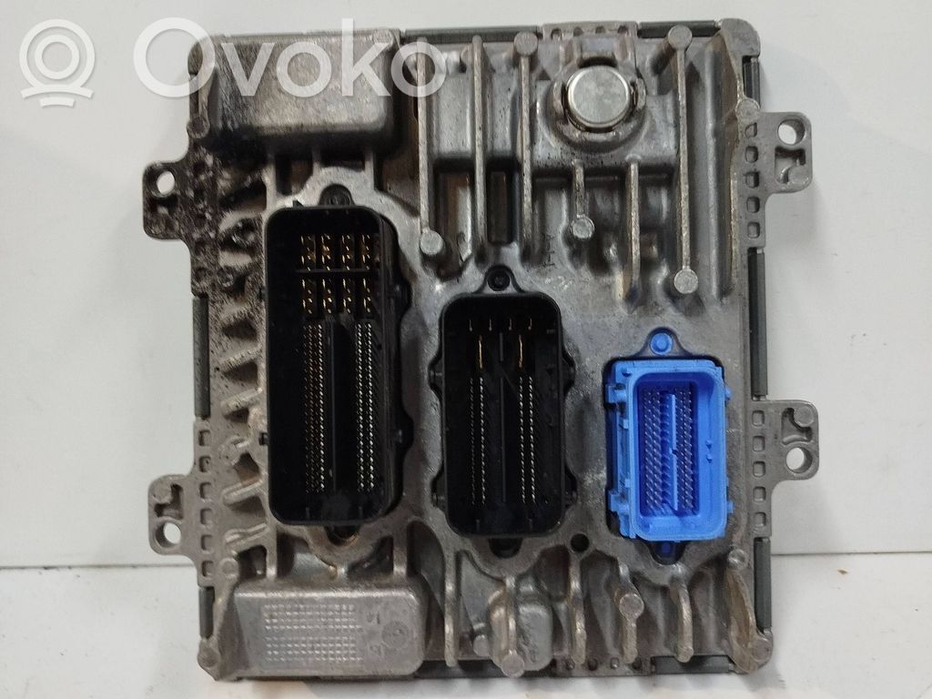 Opel Zafira C Engine control unit/module 