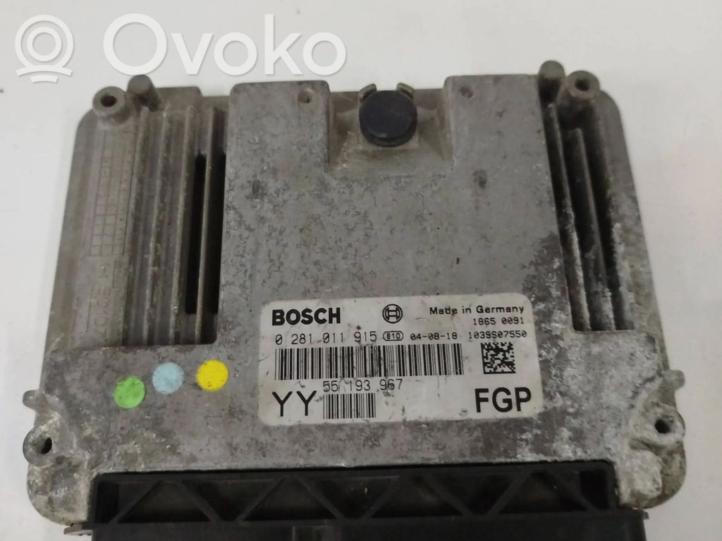 Opel Vectra C Engine control unit/module 