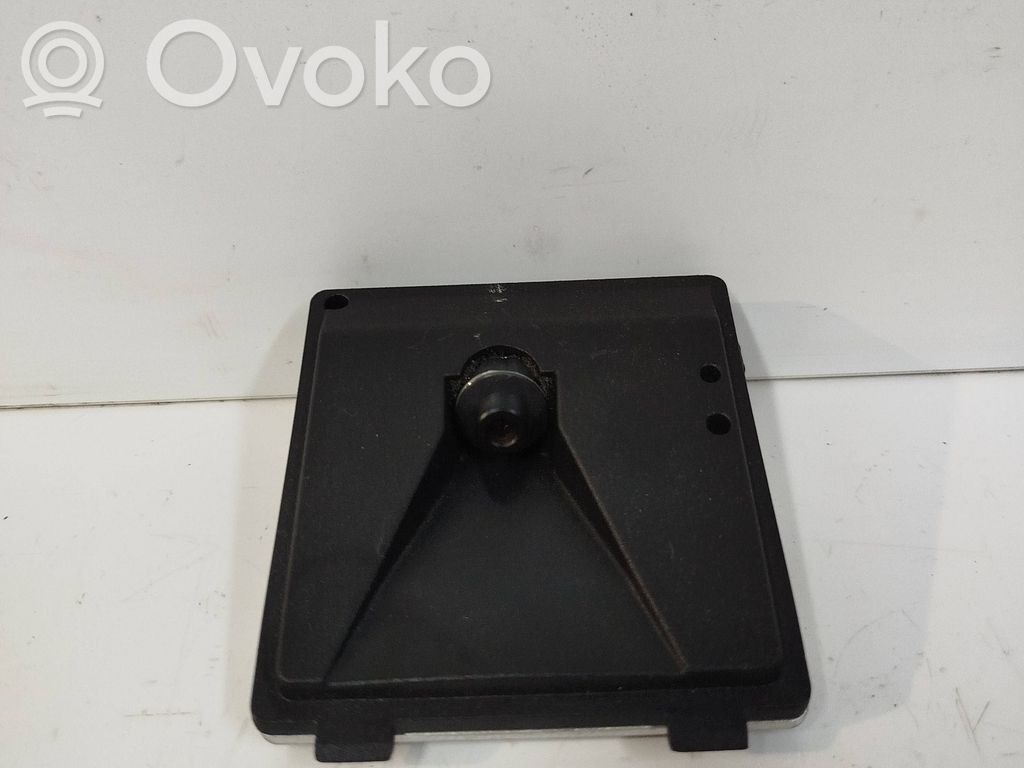 Opel Zafira C Windshield/windscreen camera 