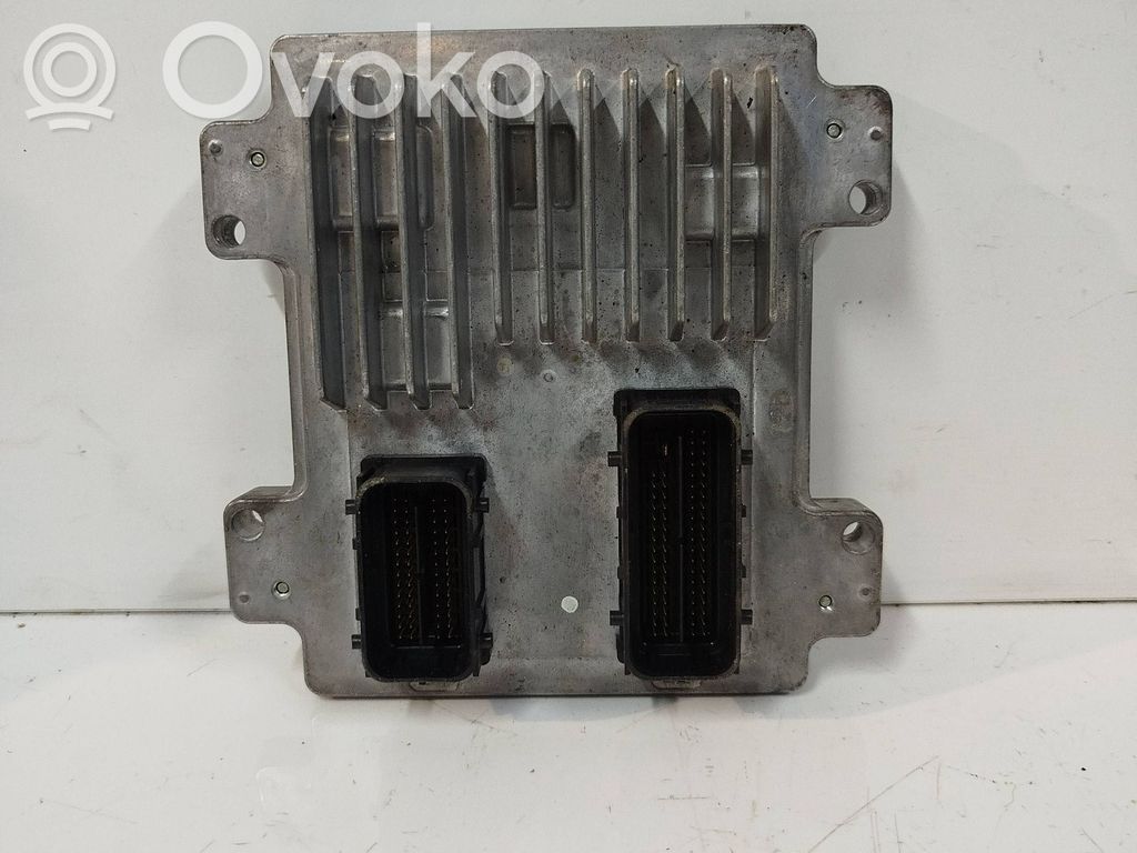 Opel Meriva B Engine control unit/module 