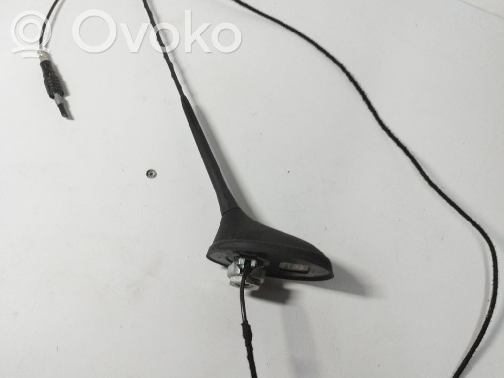 Peugeot 207 Antena radiowa 