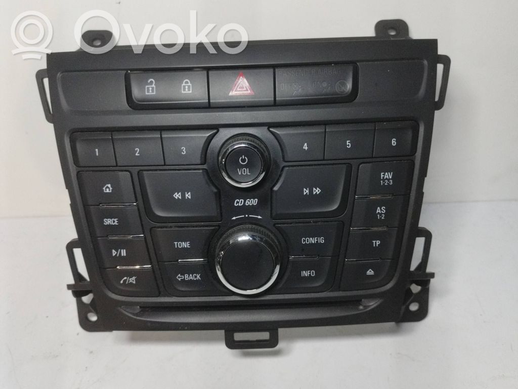 Panel / Radioodtwarzacz CD/DVD/GPS   13474060,A2C98171100