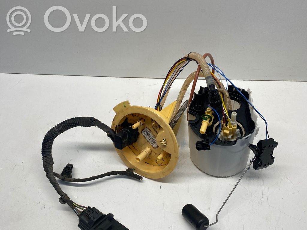 Volvo XC90 Bomba interna de combustible 
